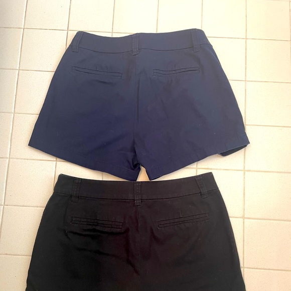 Bundle of 2 J Crew  chino shorts - Picture 2 of 3